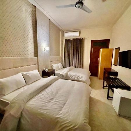 Shelton Hotel Mardan المظهر الخارجي الصورة